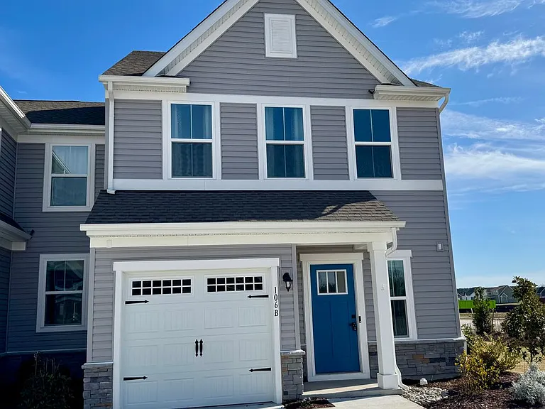 106B Mizzen Way — Photo 1