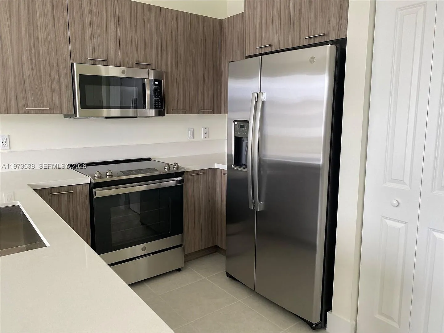 6453 NW 102 Path 304, Doral, FL 33178 — Photo 2