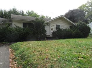 37 Hatfield St, Northampton, MA 01060