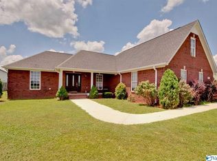 192 Mitchell Moore Rd, Hazel Green, AL 35750