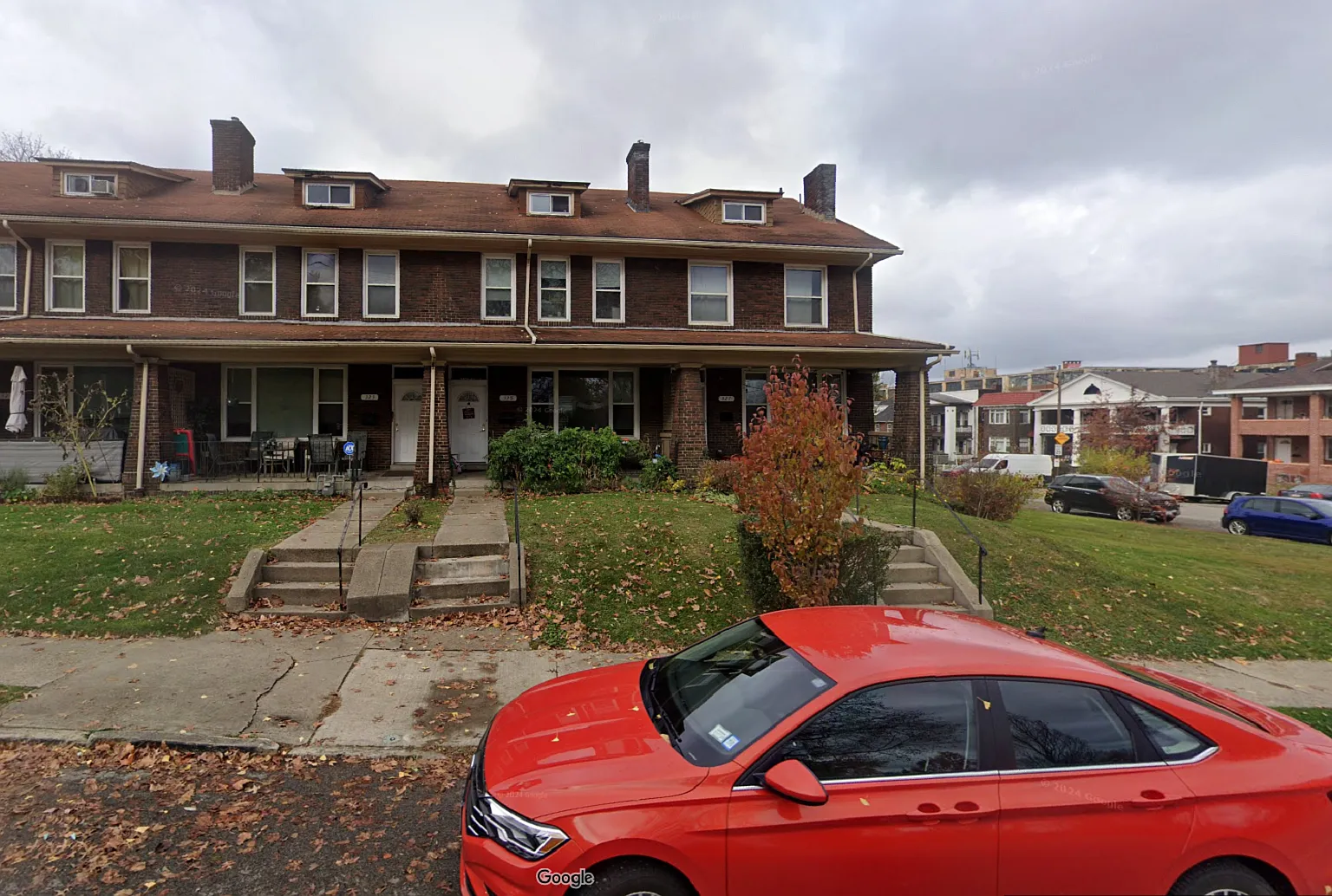 325 N Murtland St — Photo 1