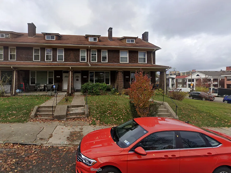 325 N Murtland St
