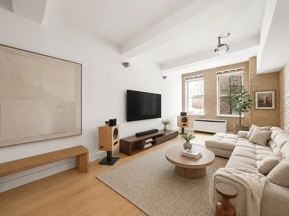 80 Chambers St APT 9C, New York, NY 10007