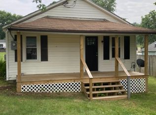 236 E 39th St, Buena Vista, VA 24416