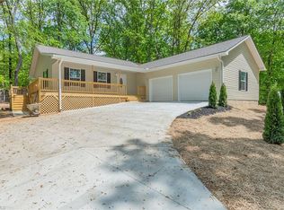 509 E Holly Hill Rd, Thomasville, NC 27360