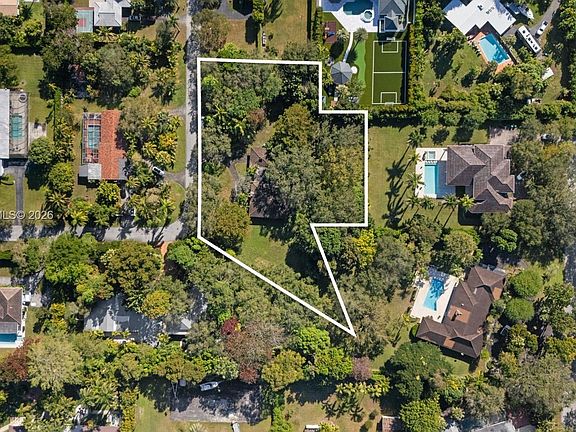 3rd image of 13500 SW 68th Ct