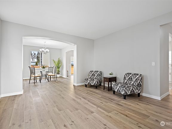 3rd image of 15909 66th Avenue Ct E