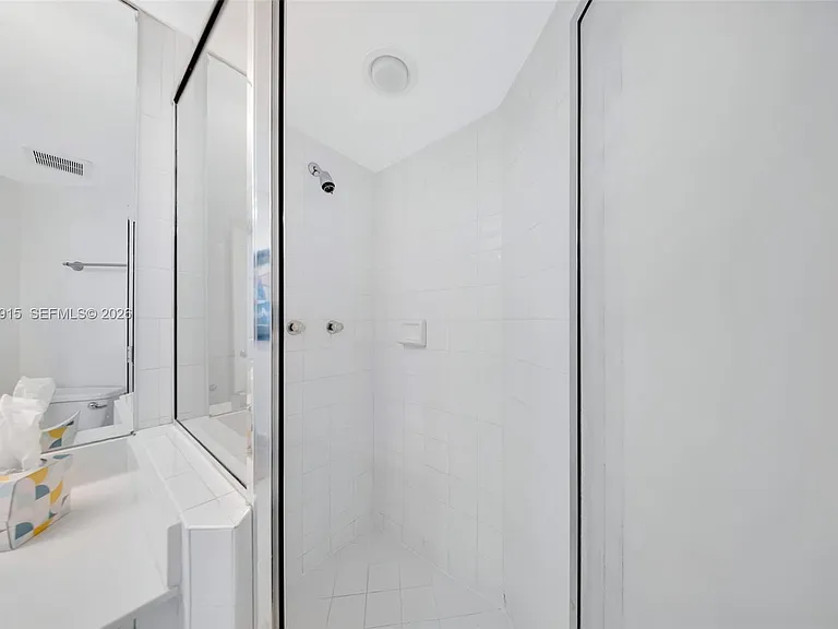 6301 Collins Ave #1708 — Photo 19