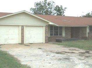 806 N 3rd St, Calera, OK 74730