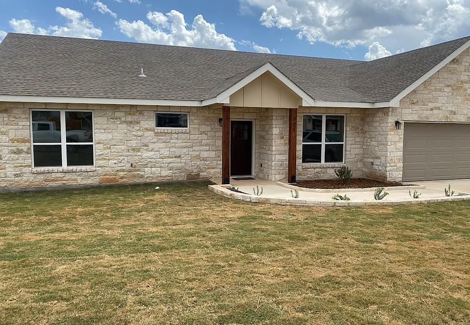 1st image of 721 Madilynn Ct