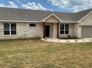 721 Madilynn Ct, Fredericksburg, TX 78624