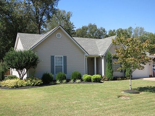 1st image of 141 Clement Dr