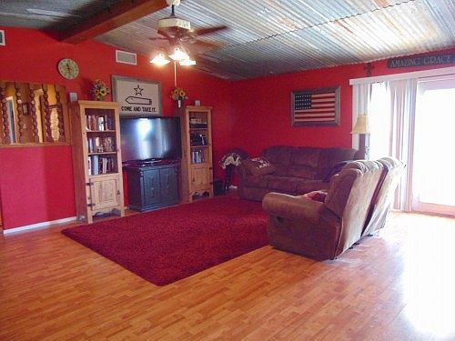 3rd image of 1311 S County Road 1128
