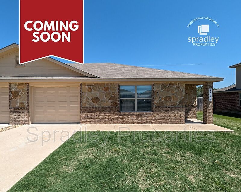 1st image of 1527 Brady Way