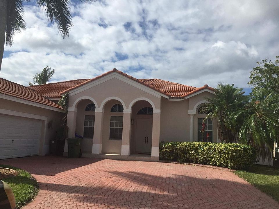 1st image of 1348 NW 165th Ave