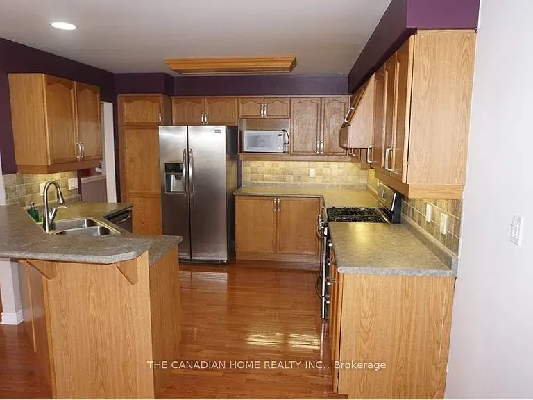 2089 Meadowgate Blvd — Photo 7