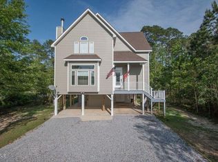 114 Ridgewood Dr, Pass Christian, MS 39571