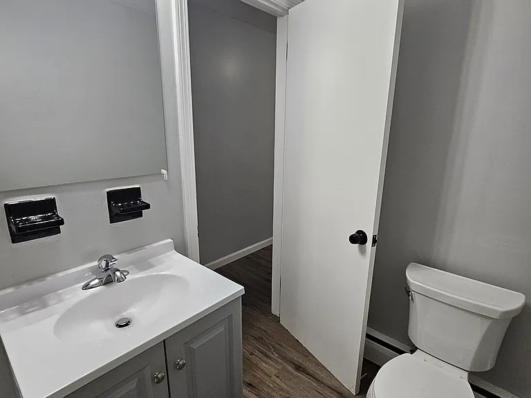 1222 Stanley St #104 — Photo 10