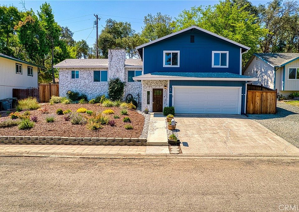 1st image of 825 Jerry Dr
