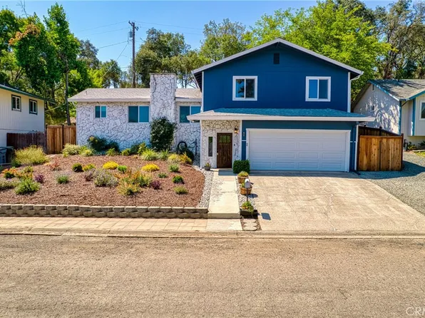 825 Jerry Dr, Lakeport, CA 95453