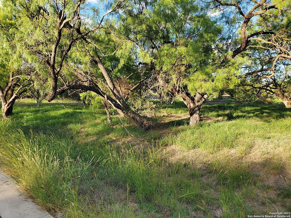 2nd image of HI CIRCLE W W Hi Circle West - Lot 8088 LOT 8088
