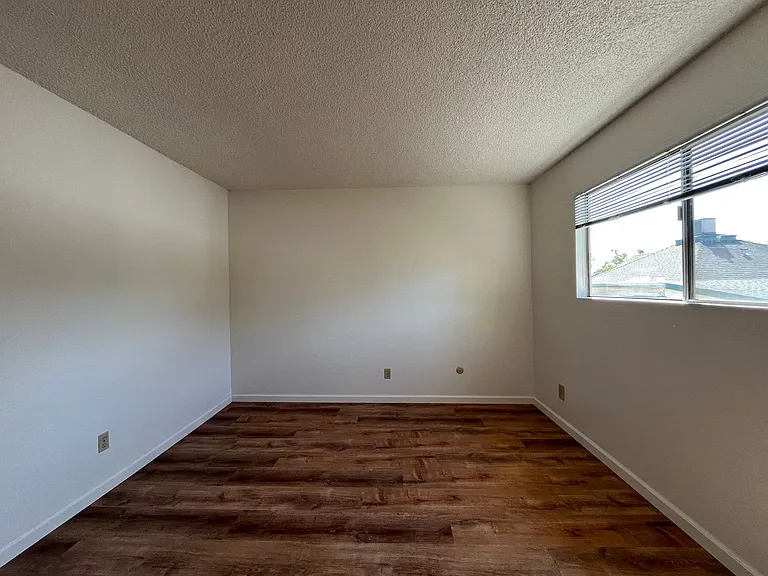 3041 Spring St — Photo 17