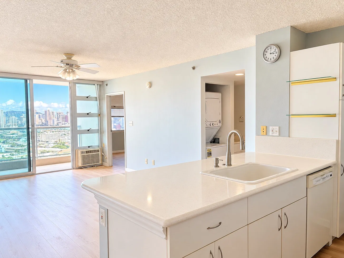 2 bed, 736 sqft, $2,850 — Photo 1