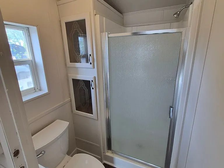 341-343 NW Hemlock Ct — Photo 11