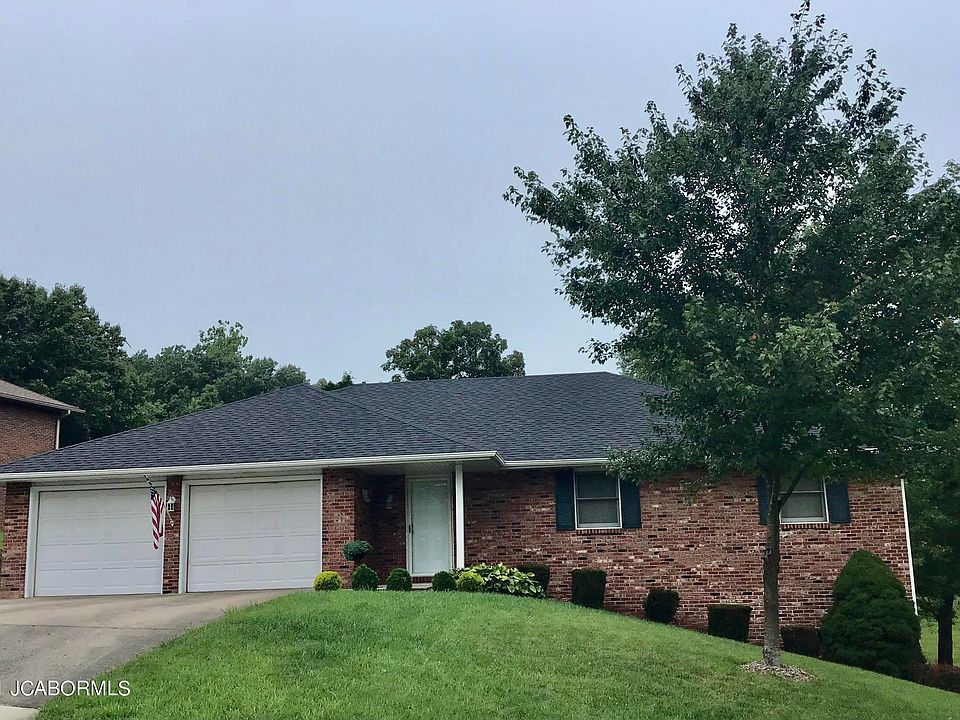1st image of 1004 Bannister Dr