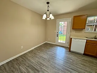 1638 Maple View Way #1 — Photo 8
