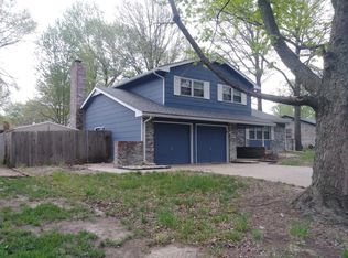1118 N Dry Creek Dr, Derby, KS 67037
