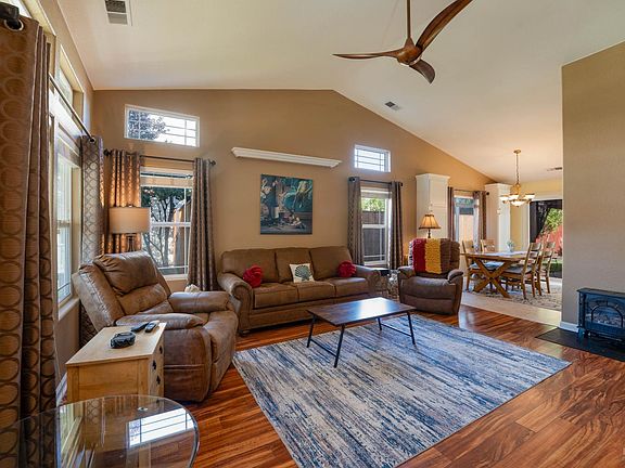 5th image of 485 Briarwood Drive