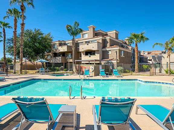 4th image of 909 W Grove Pkwy APT 2026