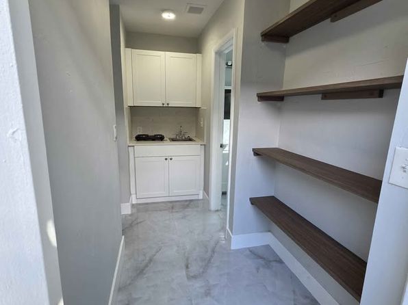 (undisclosed Address)