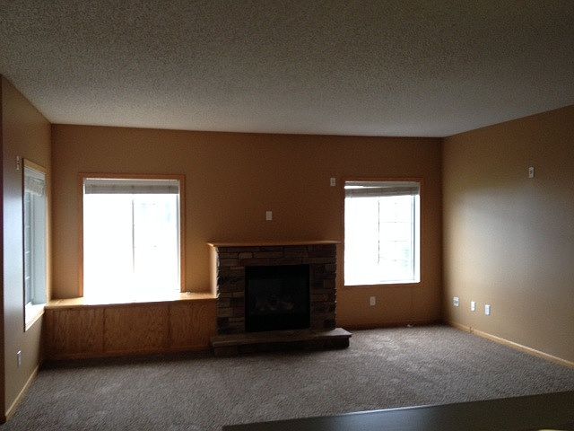 Living Room w/Fireplace