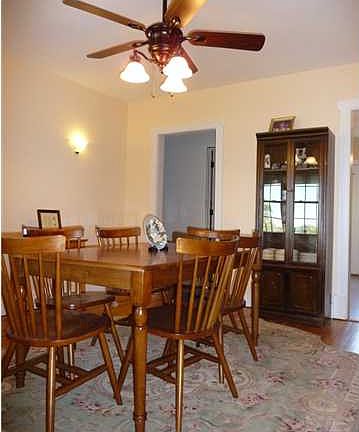 3rd image of 319 Stonewall Ave