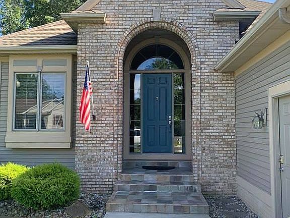 2nd image of 2223 Linda Ct