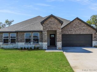 7512 N 154th East Ave, Owasso, OK 74055