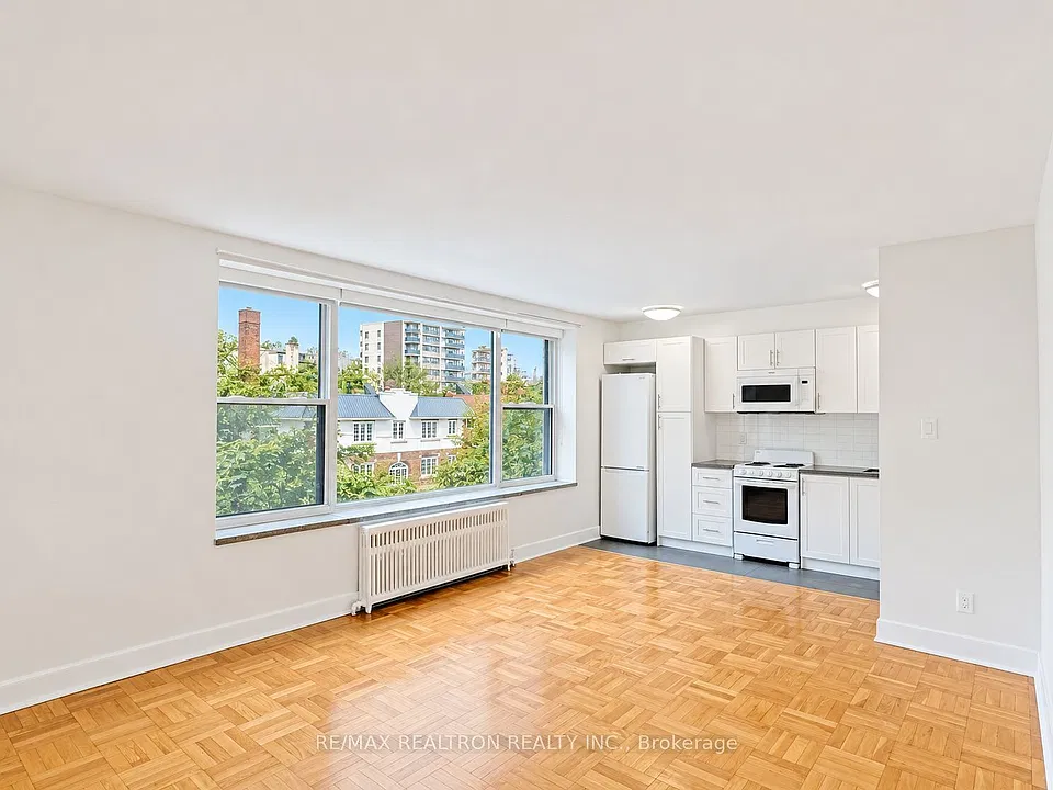 1545 Bathurst St #310