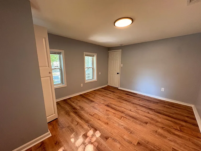 1219 Washington Ave — Photo 9