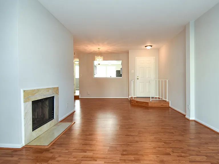 25 Pickering Ct #2 — Photo 12