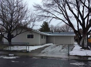 2724 Baker Dr, Carson City, NV 89701