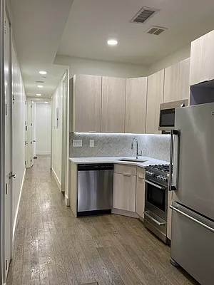 Rented by Evergreen Realty & Investments | media 21