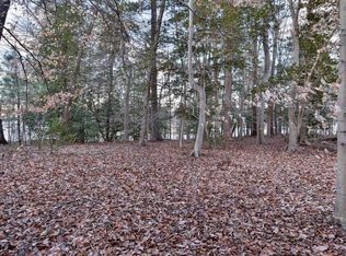 1585 River Rdg, Williamsburg, VA 23185