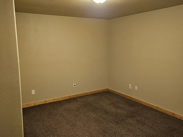 252 Blossom Rd — Photo 12