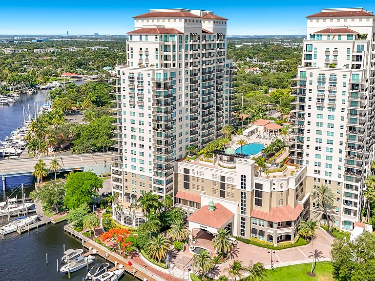 610 W Las Olas Blvd #1819N — Photo 1