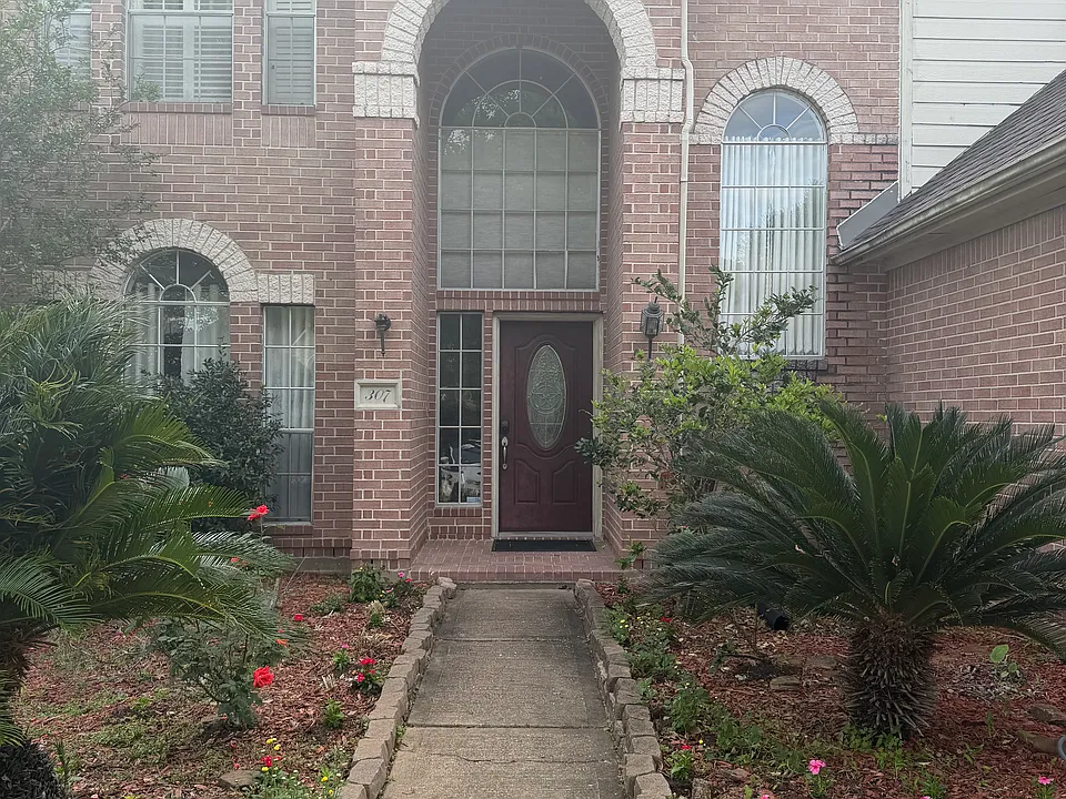 307 Corridor Pl