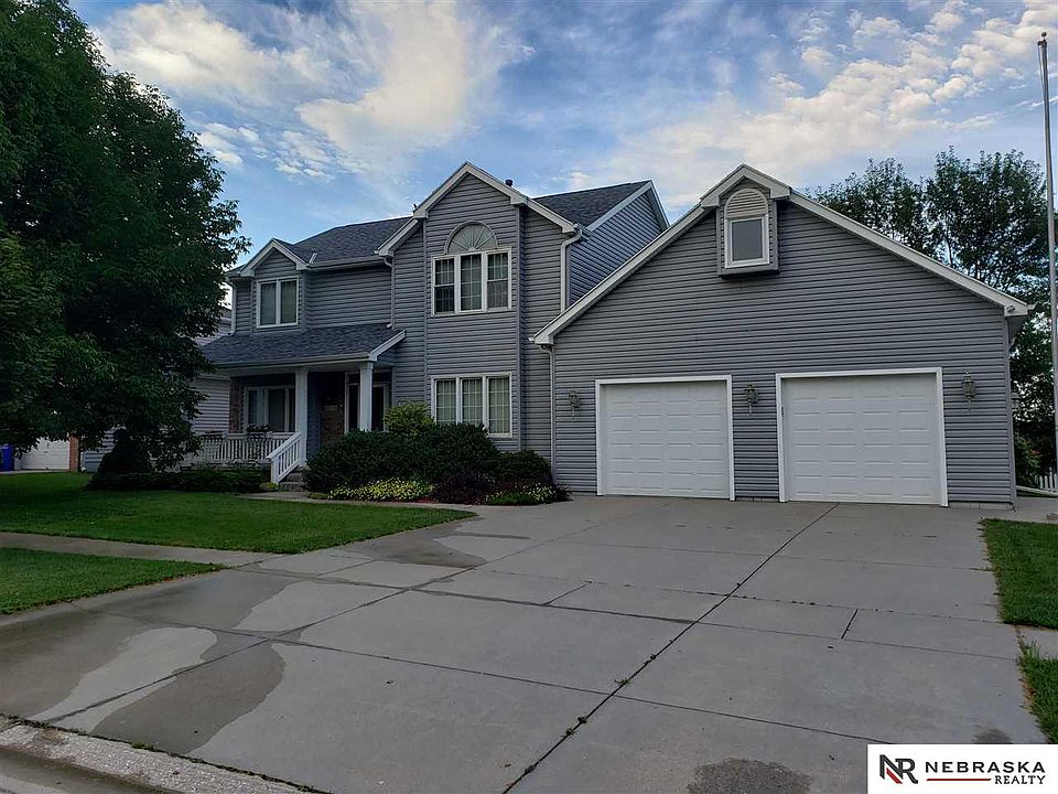 1st image of 6550 S 32nd St