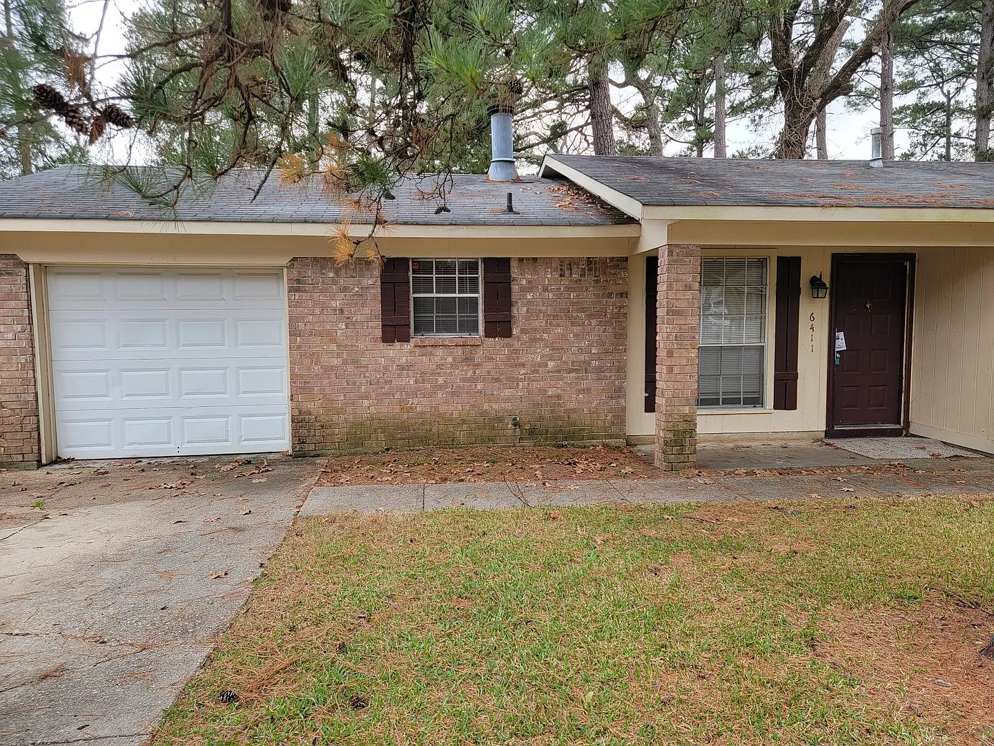 3 bedroom 1.5 bathroom — Photo 2