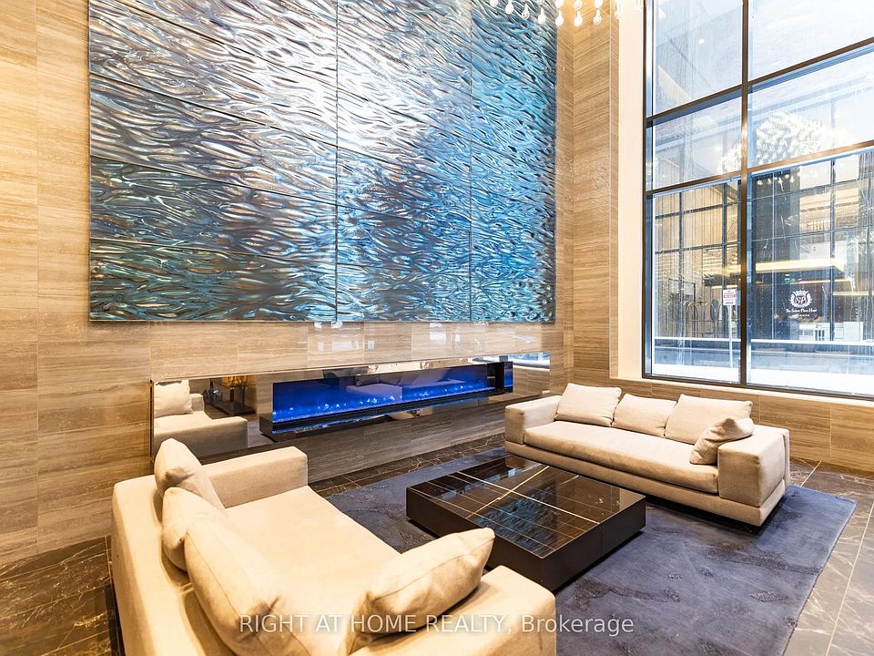 2nd image of 115 Blue Jays Way #3215